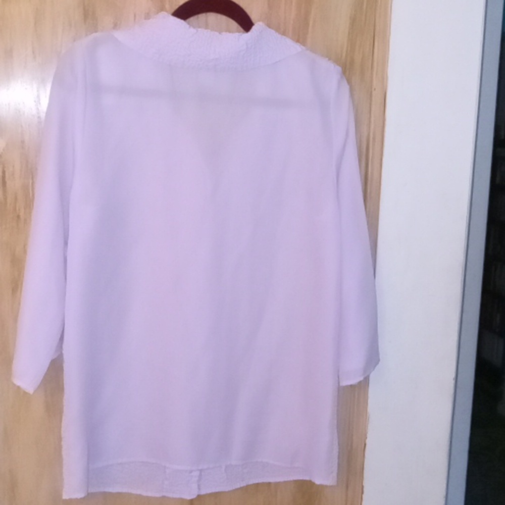 Maggie Sweet Pleated Blouse, Lavender, Sheer, Women's Size Medium, Pre-owned - Picture 3 of 5